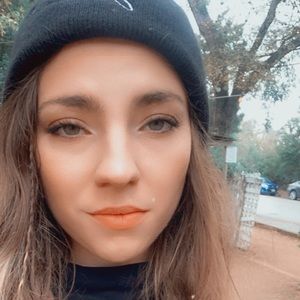 Meet your Posher, Meagan